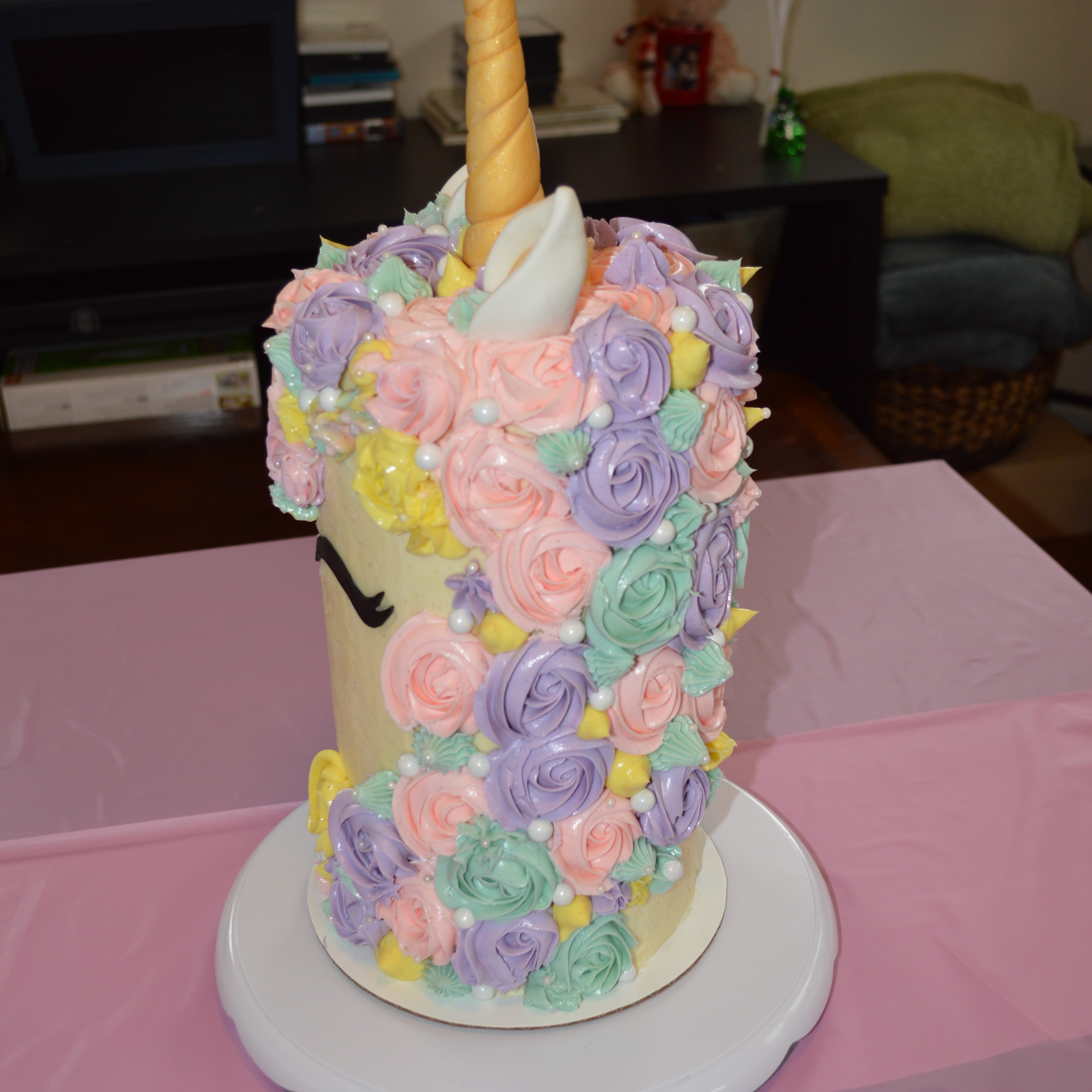 Unicorn cake -  back view