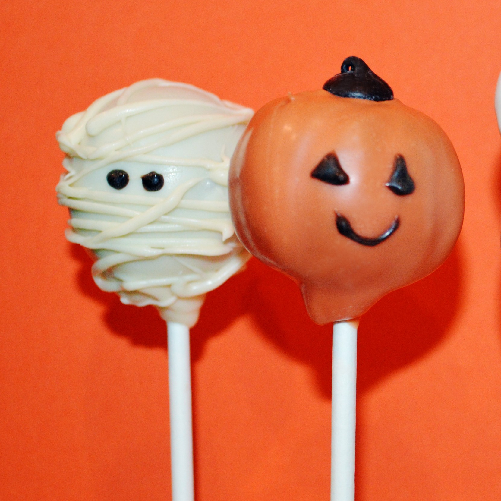 Halloween cakepop- Mummy and Jack-o-lantern cakepop