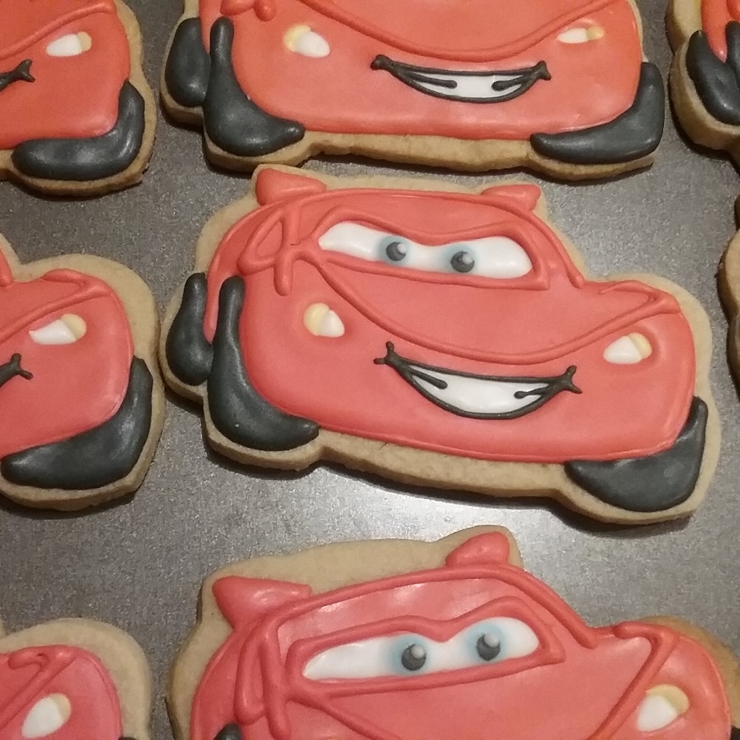 Lightening McQueen sugar cookies